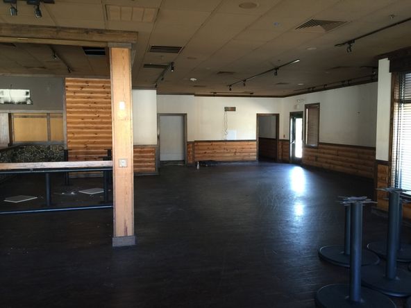 1700 Airport Fwy, Bedford, TX 76022